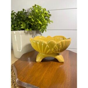 VTG USA American Bisque Mustard Yellow Scalloped Footed Planter